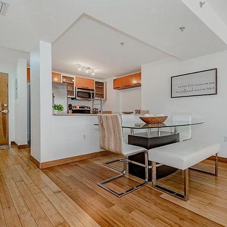 Lovely Condo With City & Ocean Views. Sleep Up To 6 People! Miami Kültér fotó