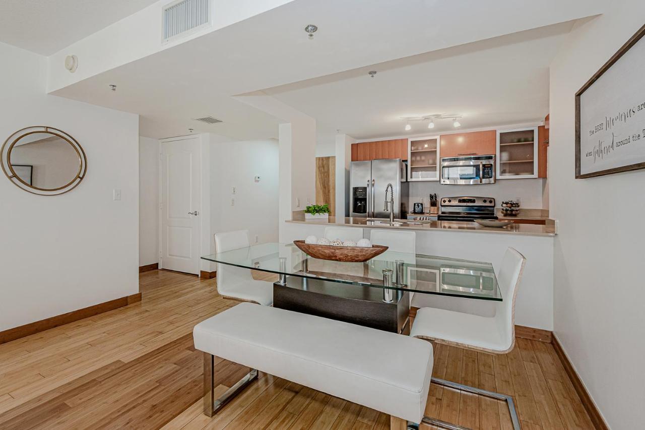 Lovely Condo With City & Ocean Views. Sleep Up To 6 People! Miami Kültér fotó