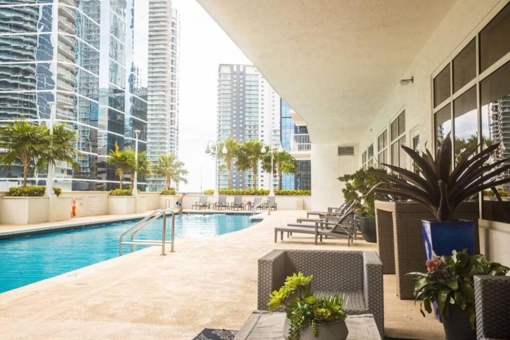 Lovely Condo With City & Ocean Views. Sleep Up To 6 People! Miami Kültér fotó