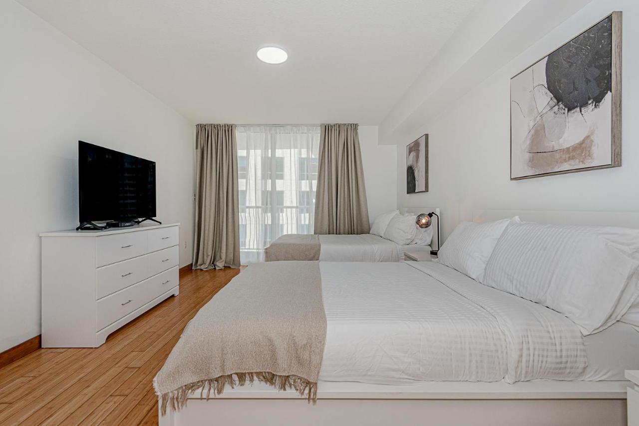 Lovely Condo With City & Ocean Views. Sleep Up To 6 People! Miami Kültér fotó