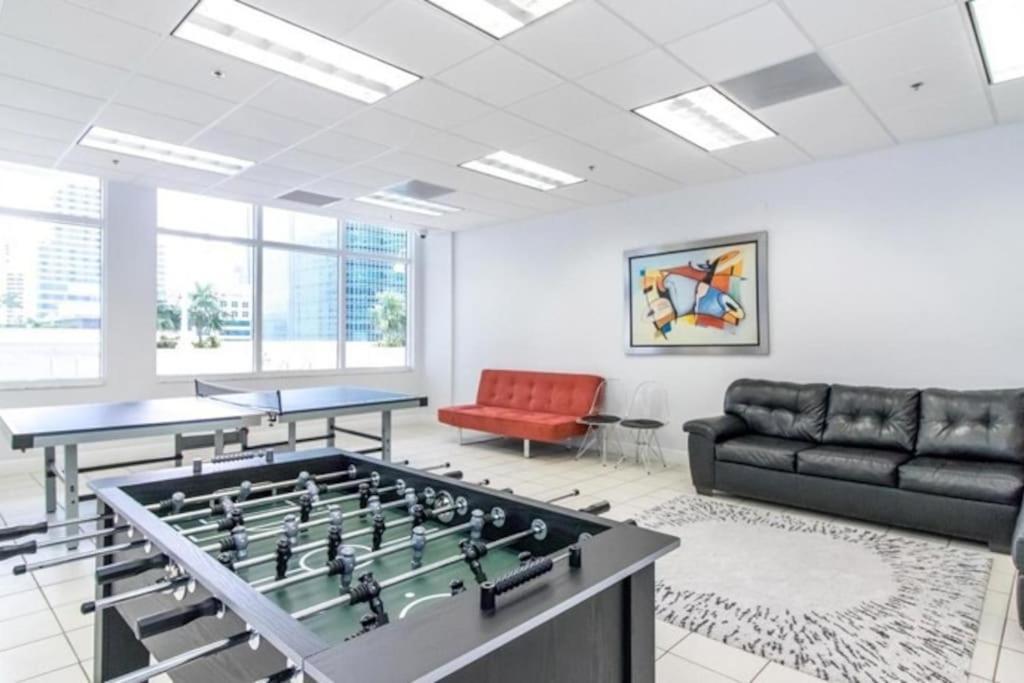 Lovely Condo With City & Ocean Views. Sleep Up To 6 People! Miami Kültér fotó