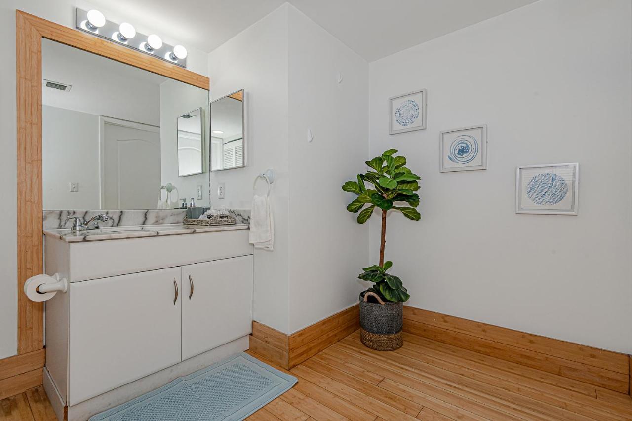 Lovely Condo With City & Ocean Views. Sleep Up To 6 People! Miami Kültér fotó