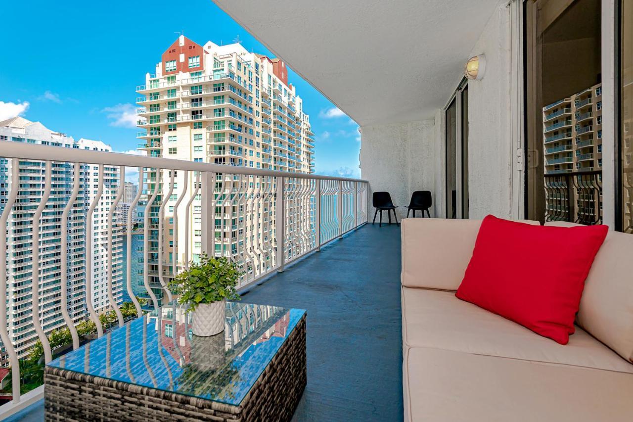 Lovely Condo With City & Ocean Views. Sleep Up To 6 People! Miami Kültér fotó